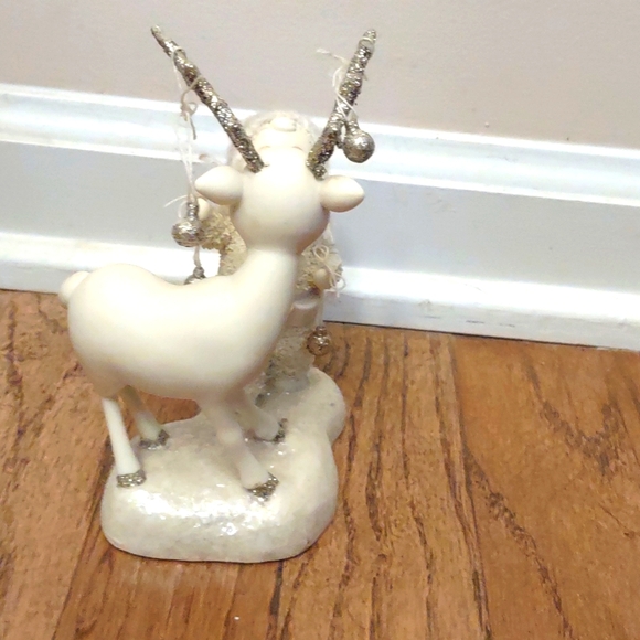 Department 56 Snowbabies "Add a Little Sparkle" Figurine - Picture 4 of 8